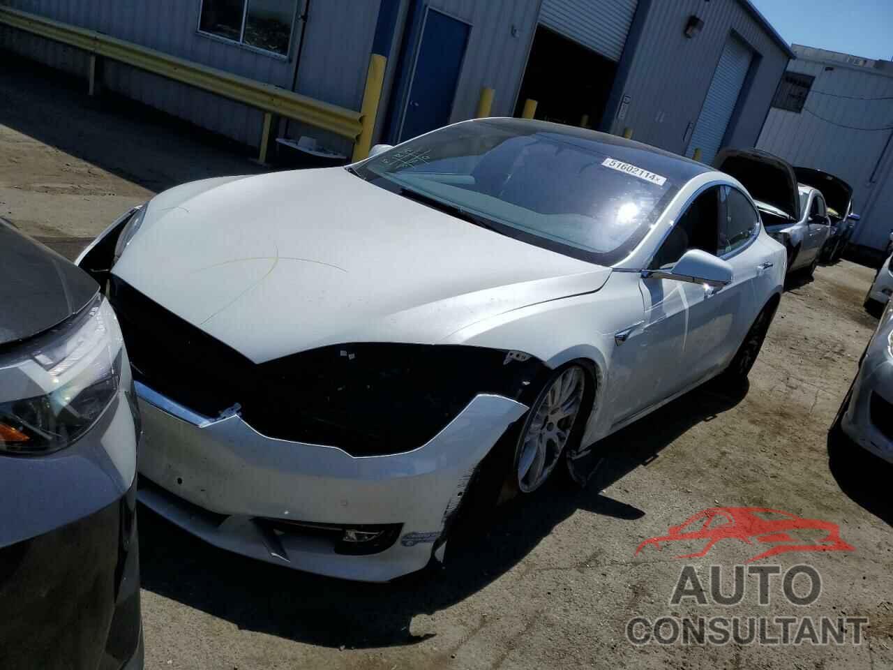 TESLA MODEL S 2020 - 5YJSA1E25LF401250