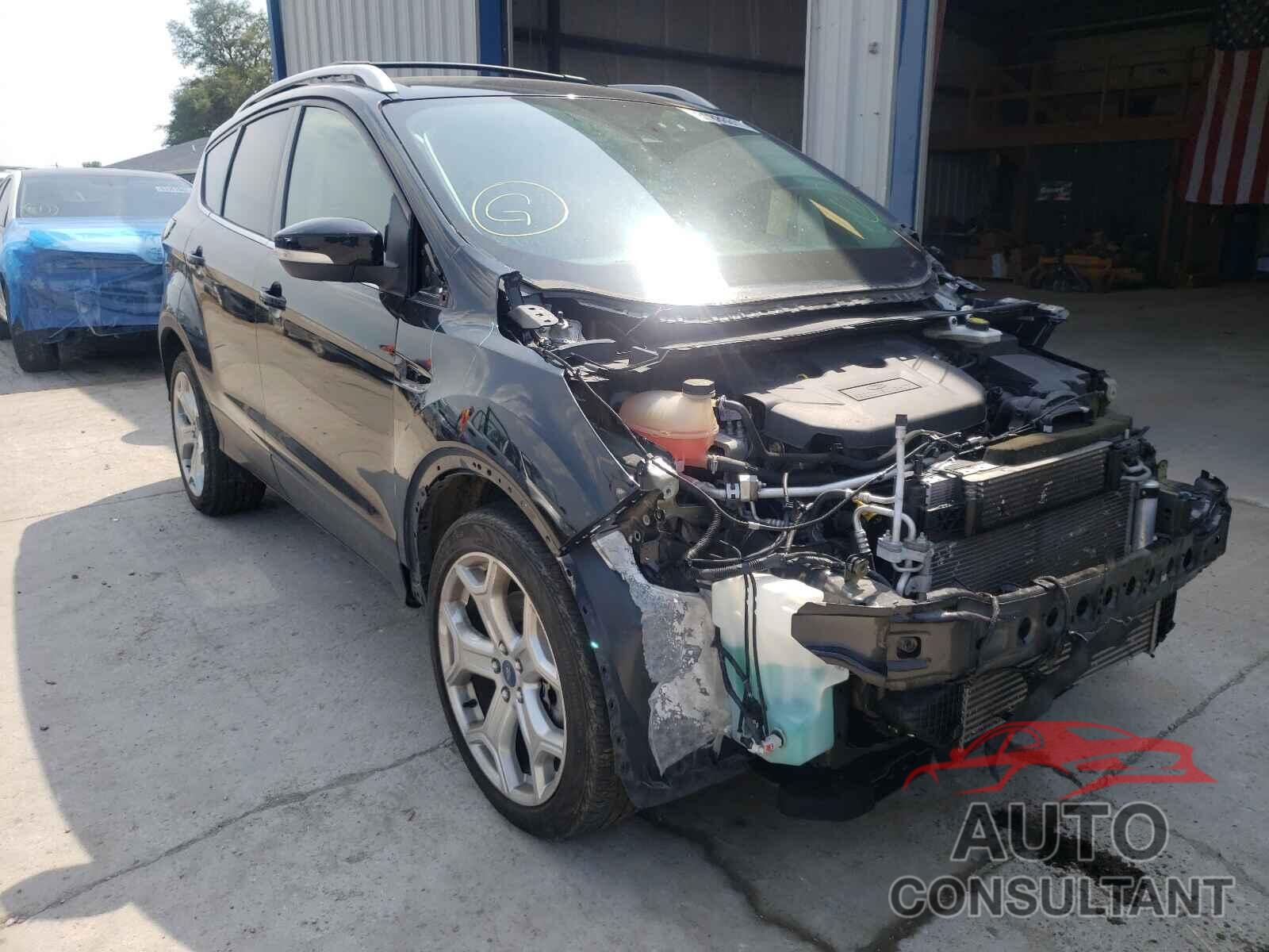 FORD ESCAPE 2017 - 1FMCU9J97HUC13031