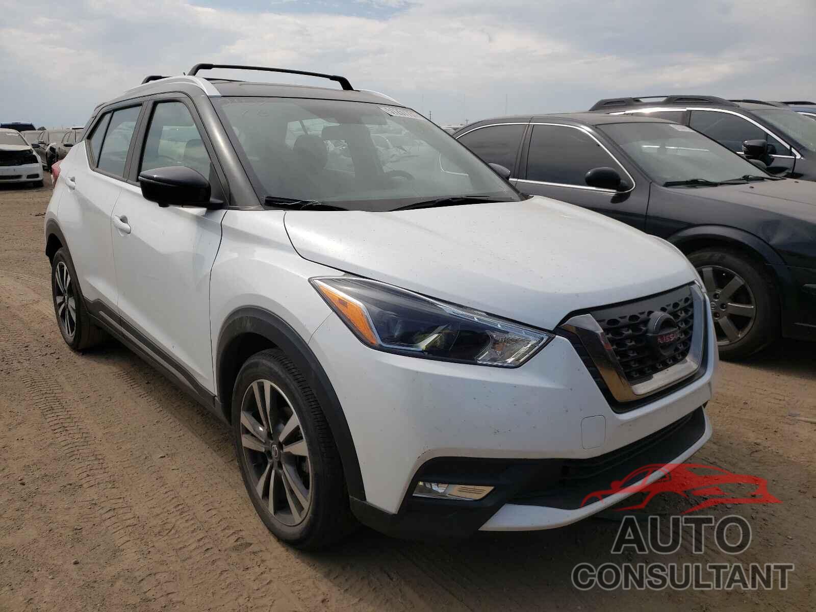 NISSAN KICKS 2018 - 3N1CP5CU0JL537687