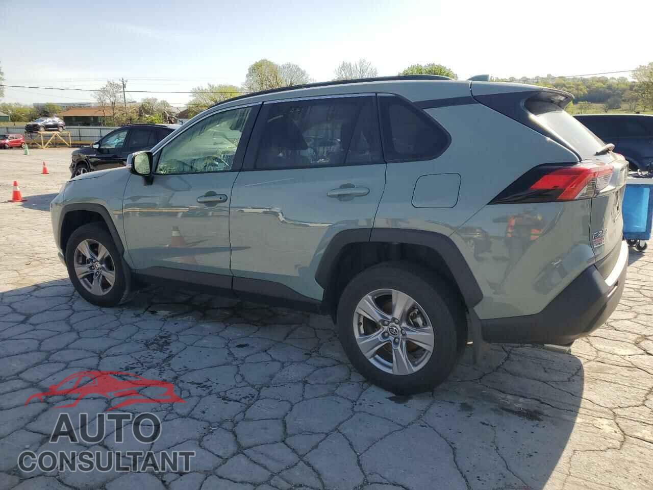 TOYOTA RAV4 2023 - JTMP1RFV6PD093354