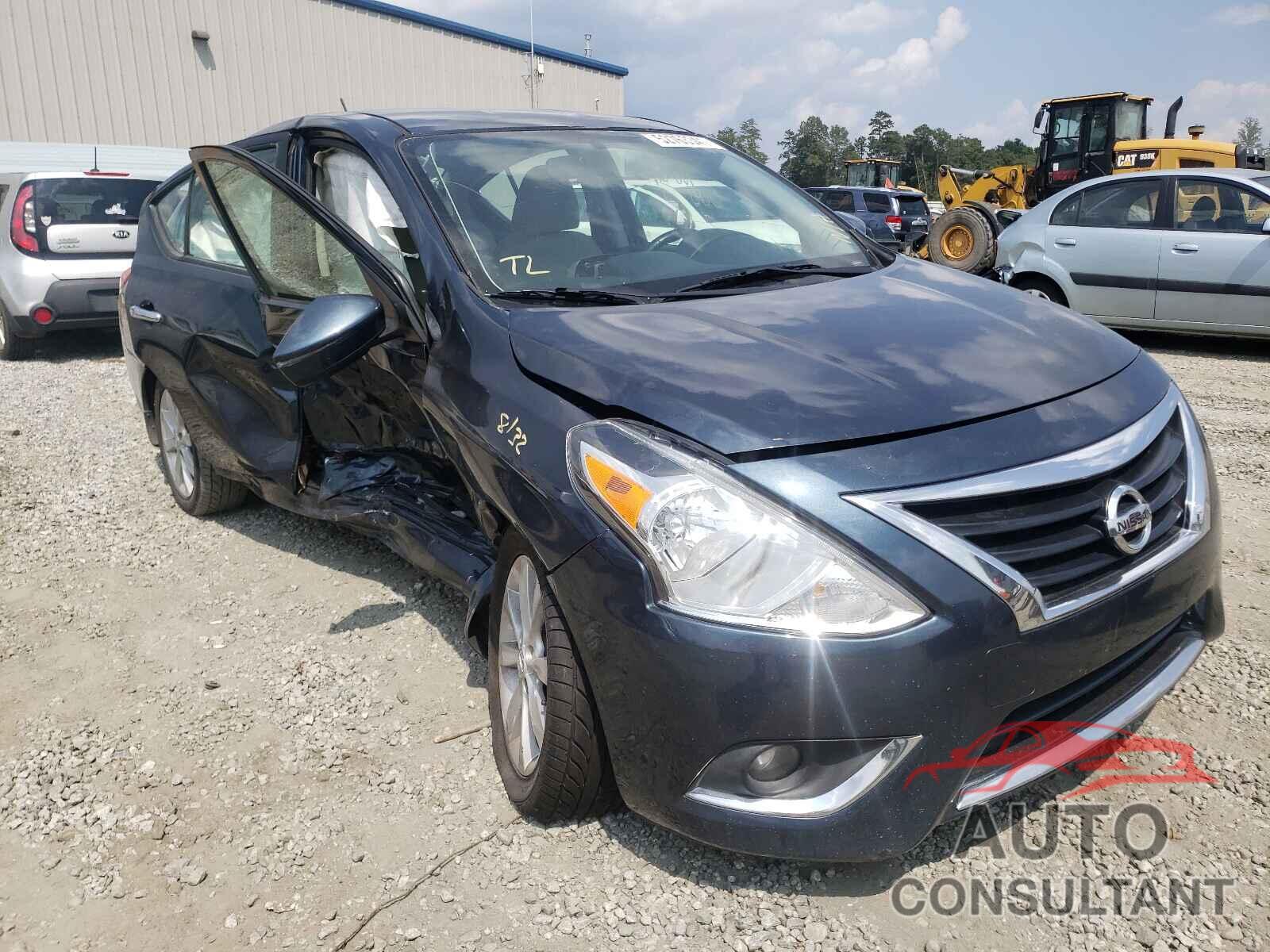 NISSAN VERSA 2017 - 3N1CN7AP4HL860956