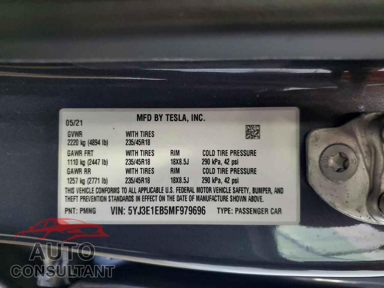 TESLA MODEL 3 2021 - 5YJ3E1EB5MF979696