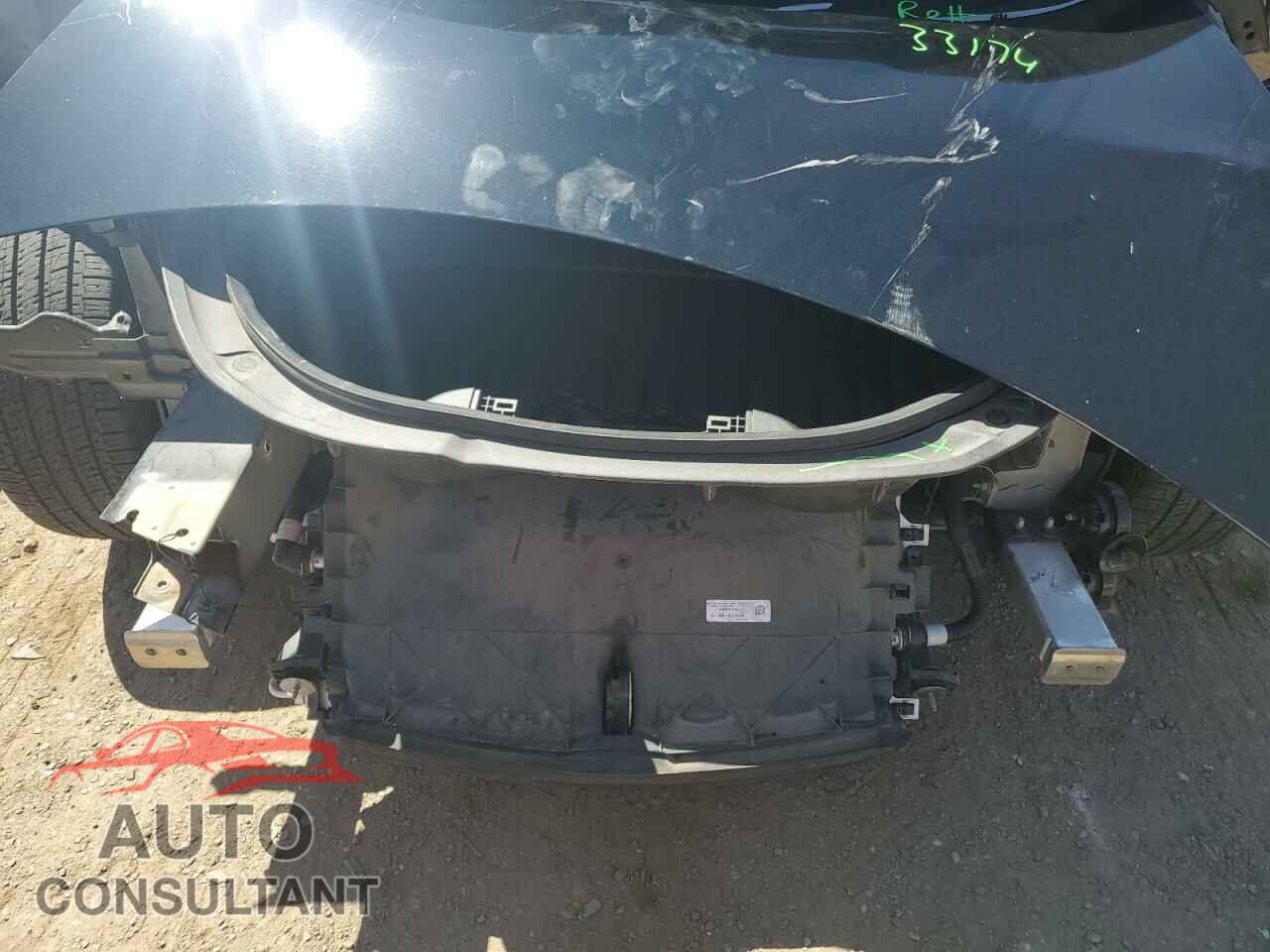 TESLA MODEL 3 2020 - 5YJ3E1EA8LF806017