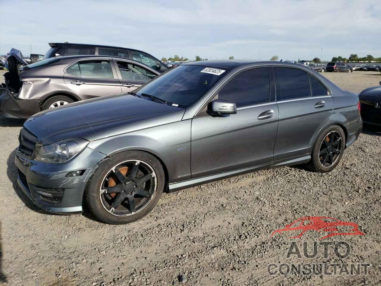 MERCEDES-BENZ C-CLASS 2012 - WDDGF4HB6CA647629