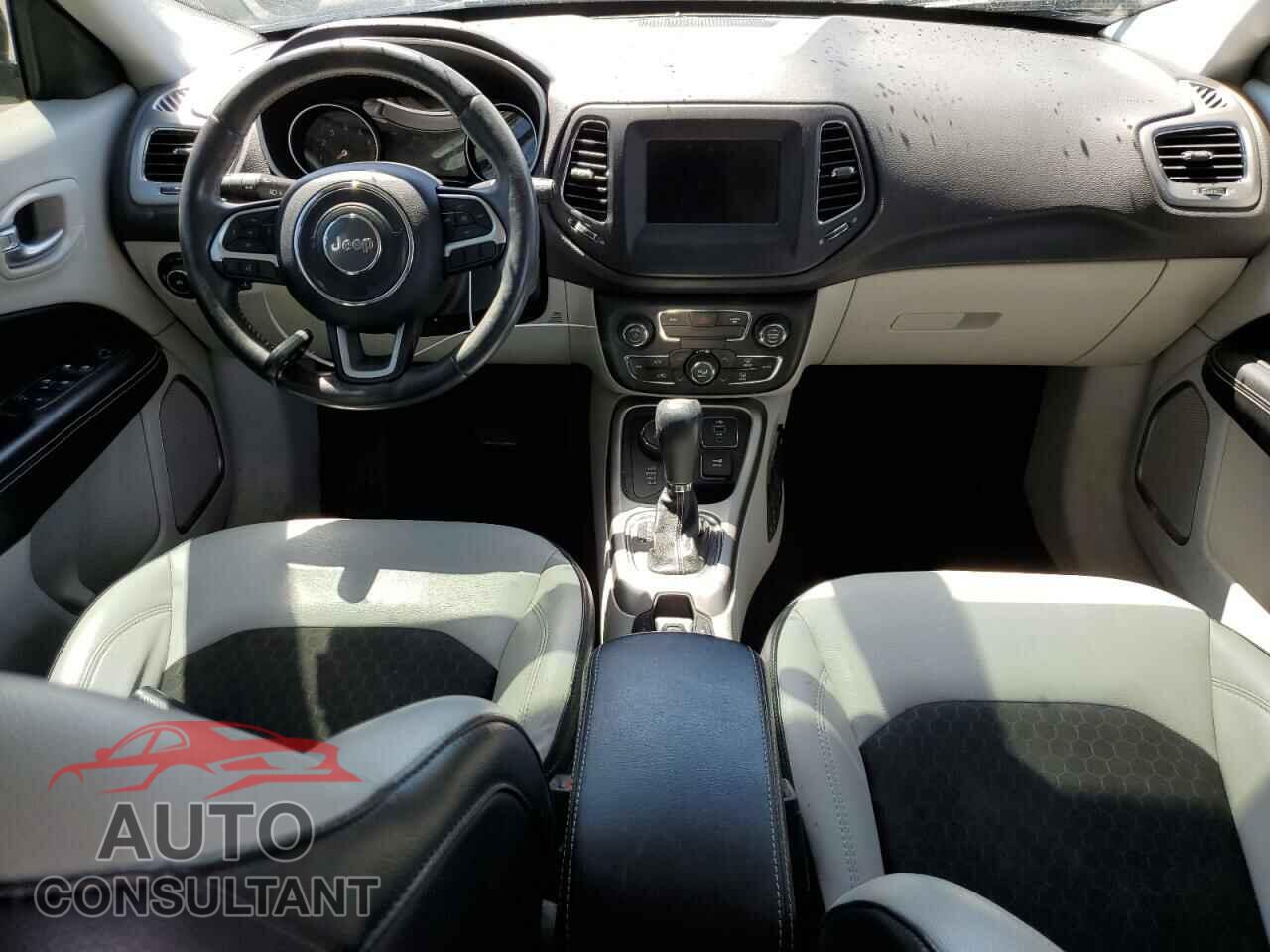 JEEP COMPASS 2018 - 3C4NJDBB4JT314134