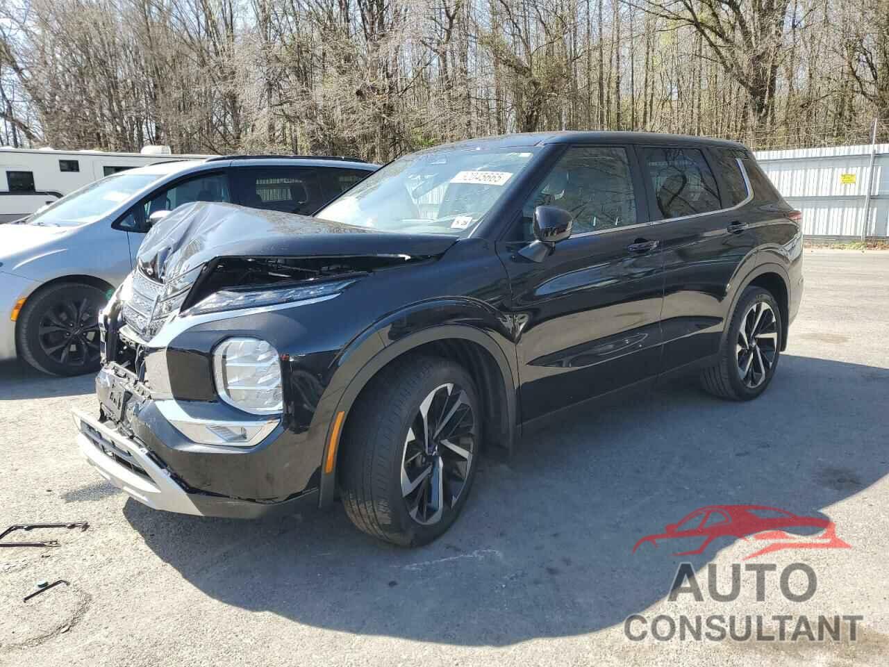 MITSUBISHI OUTLANDER 2023 - JA4J3UA84PZ012658