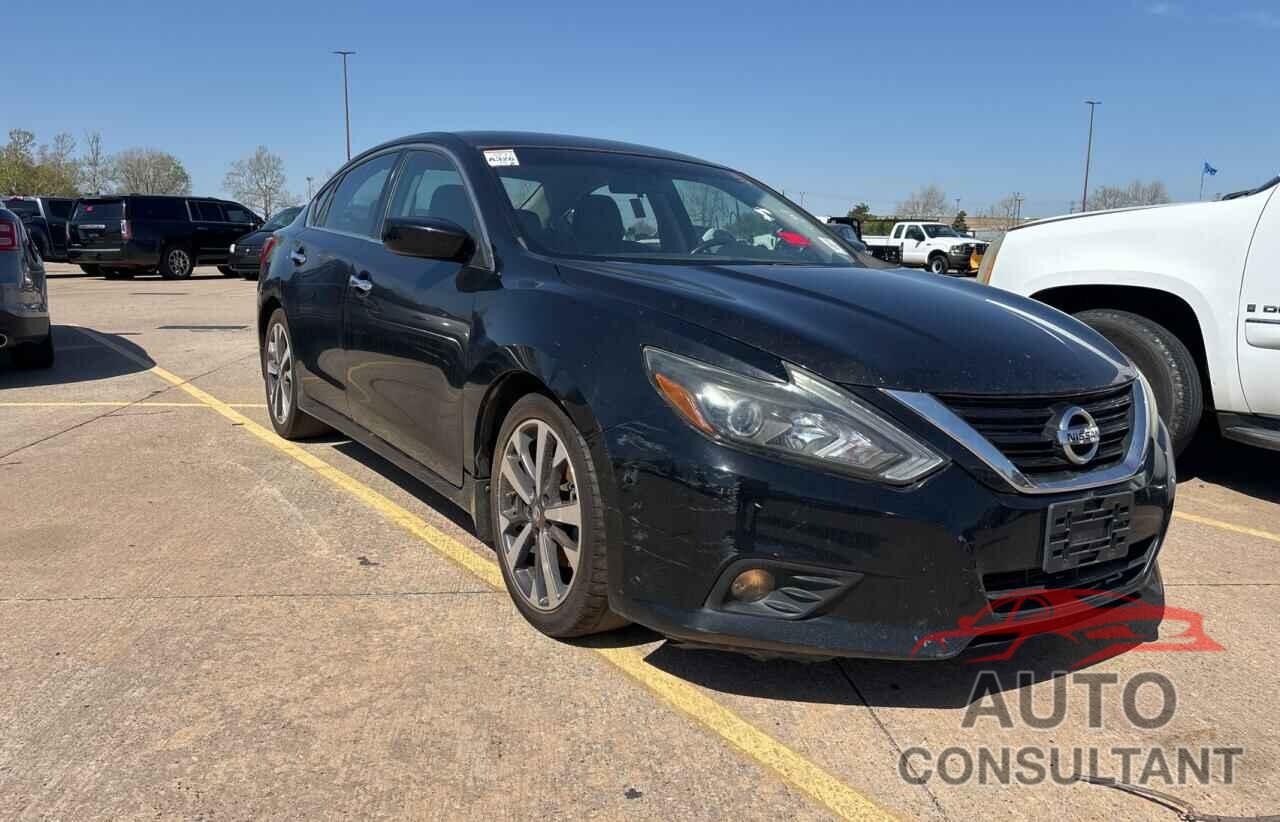 NISSAN ALTIMA 2017 - 1N4AL3AP8HN355804