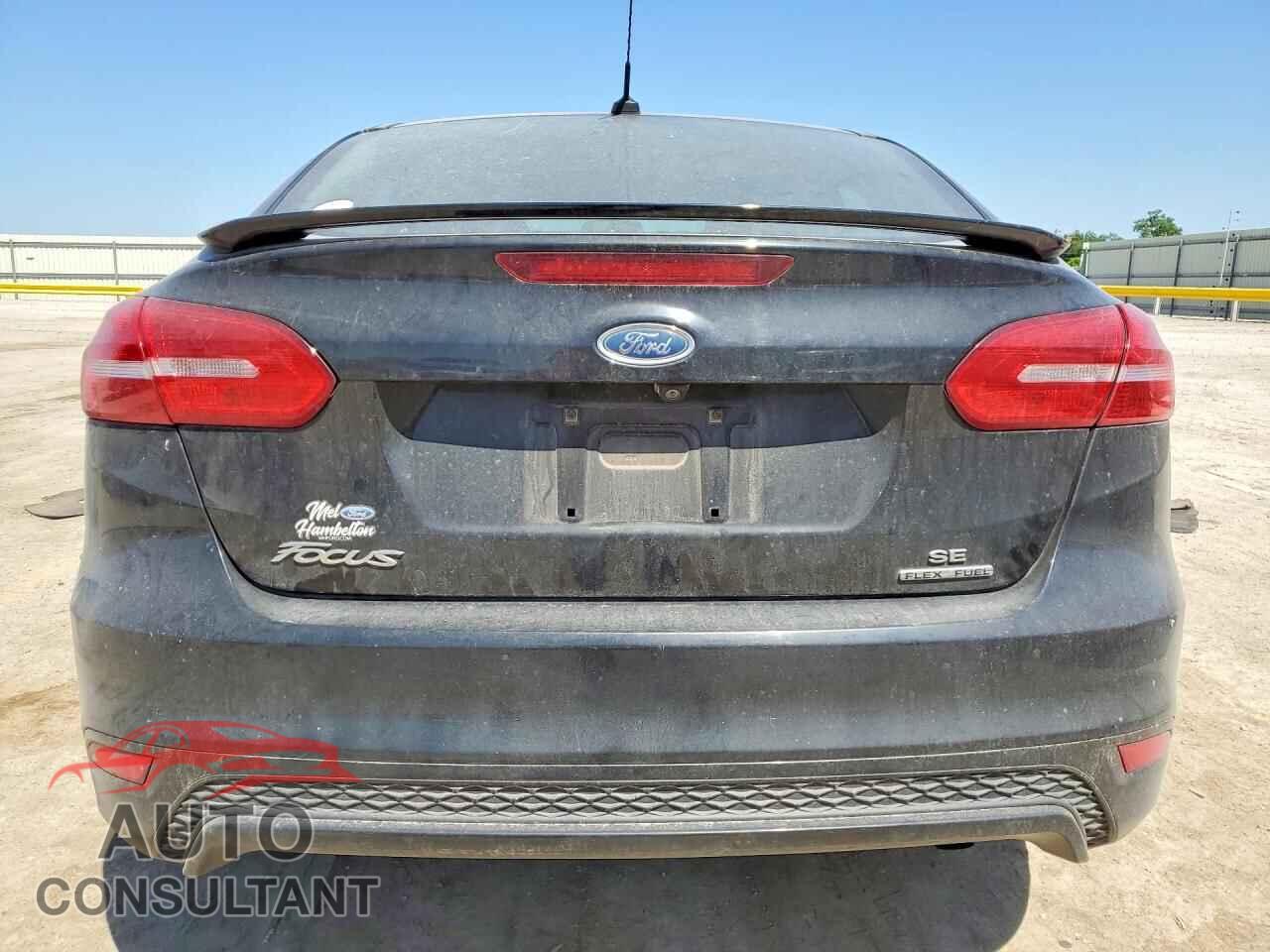 FORD FOCUS 2016 - 1FADP3F22GL379427