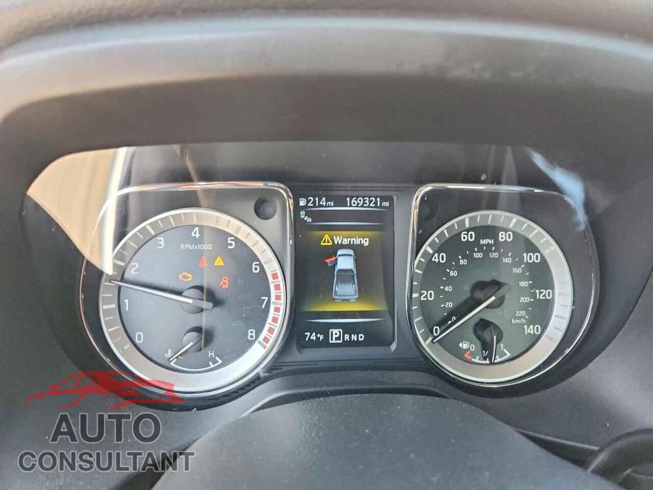 NISSAN TITAN 2017 - 1N6AA1E69HN536509