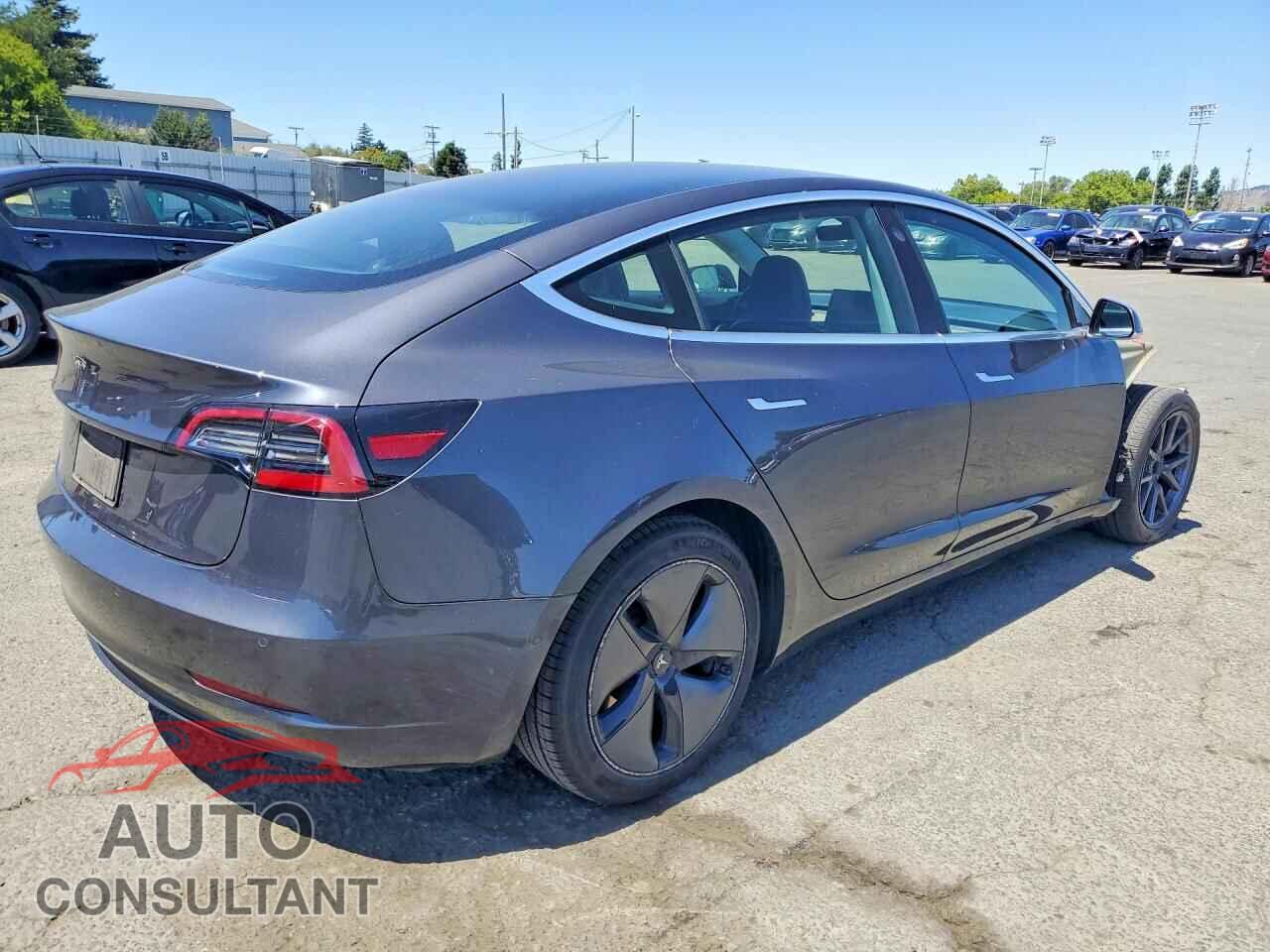 TESLA MODEL 3 2018 - 5YJ3E1EA9JF158510