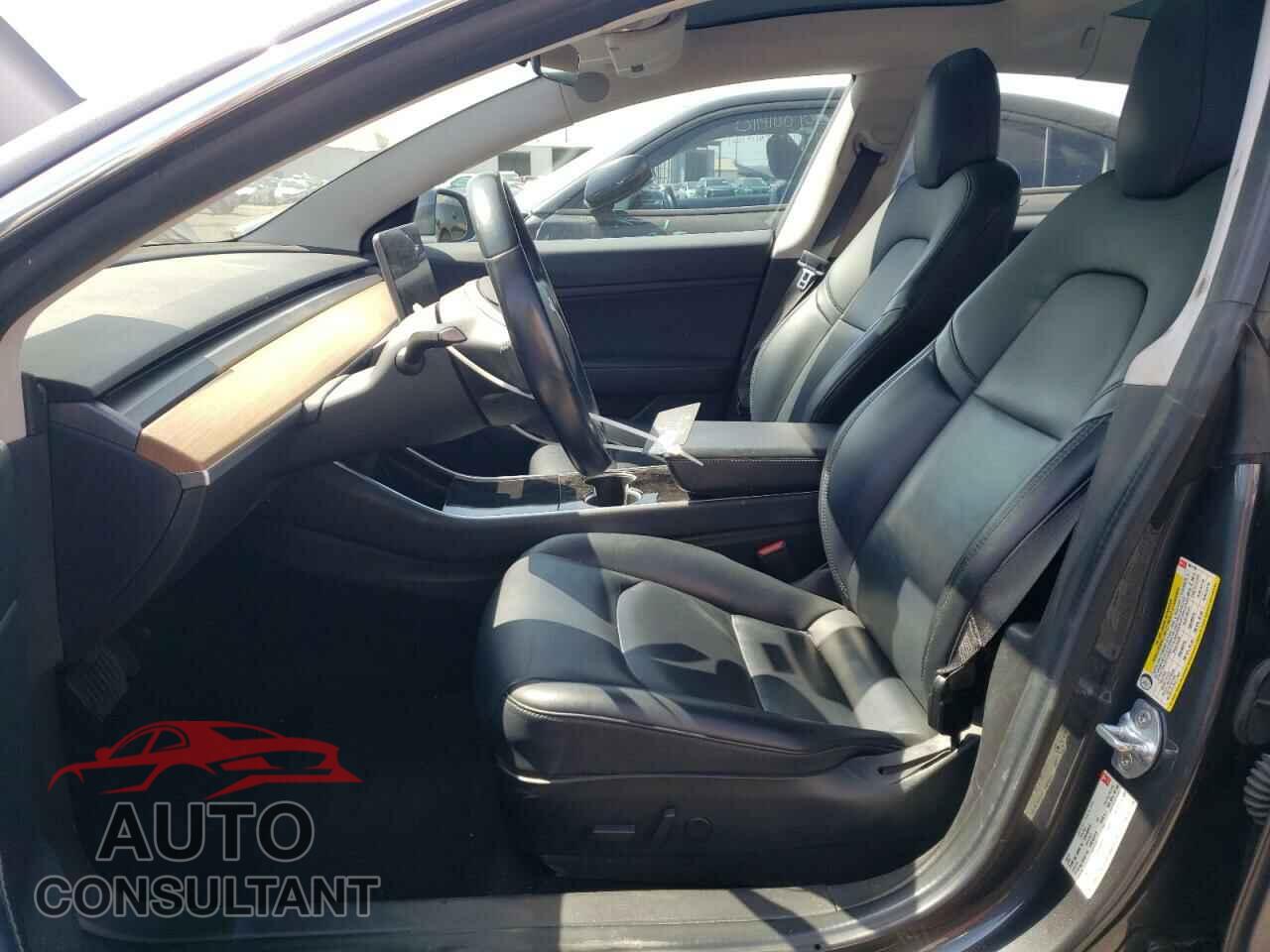 TESLA MODEL 3 2017 - 5YJ3E1EA4HF001736