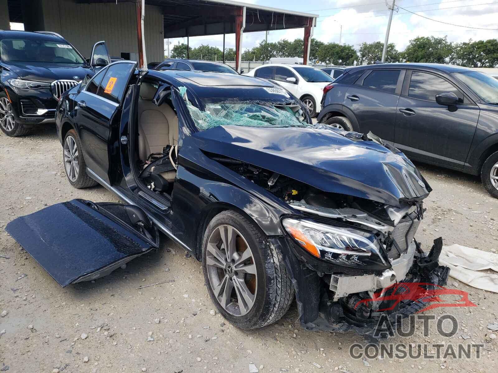 MERCEDES-BENZ C-CLASS 2019 - 55SWF8DB1KU294207