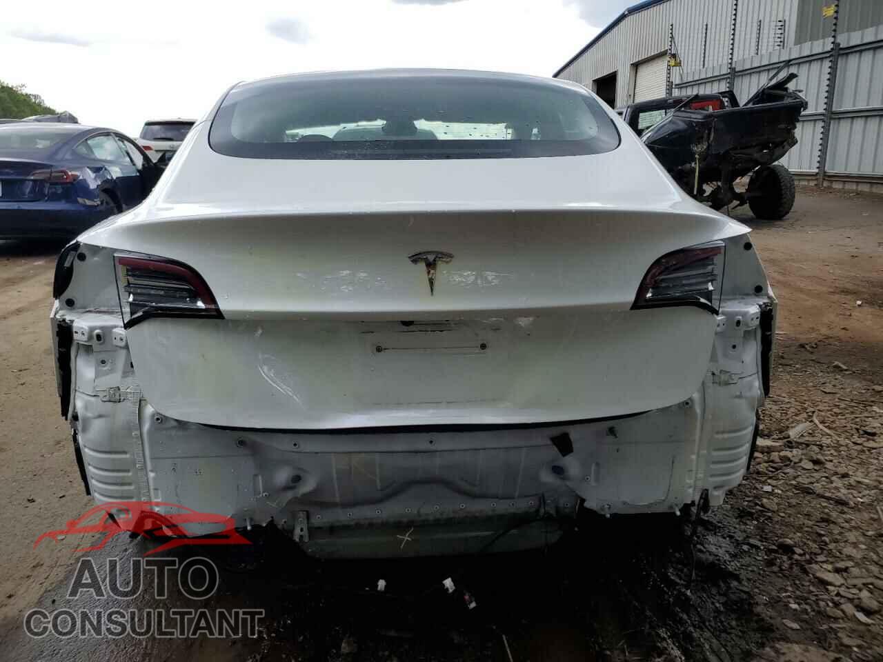TESLA MODEL 3 2022 - 5YJ3E1EA7NF302061