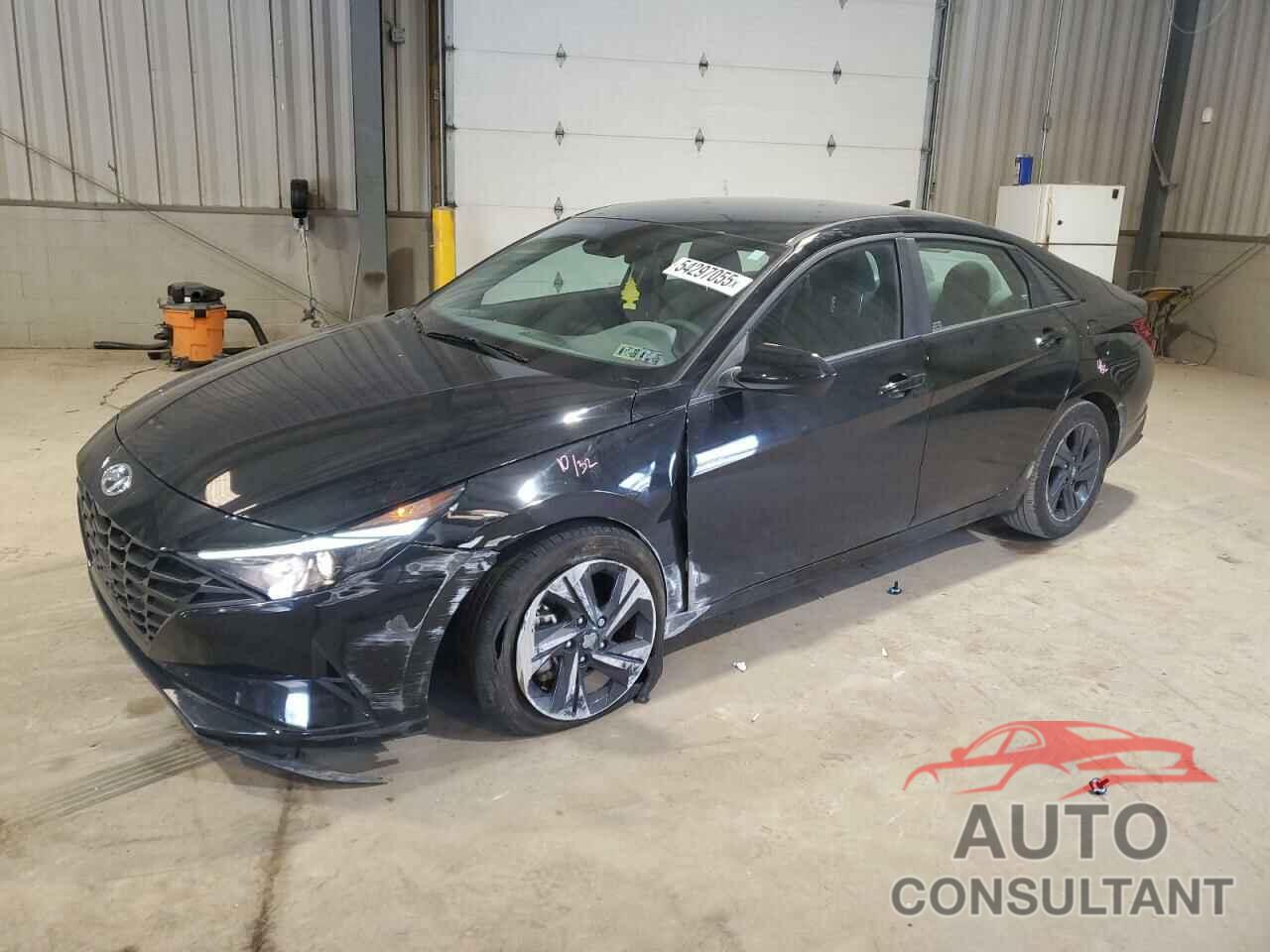 HYUNDAI ELANTRA 2023 - KMHLM4AG1PU510540