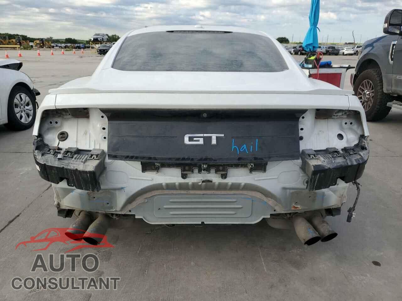 FORD MUSTANG 2018 - 1FA6P8CF2J5108098