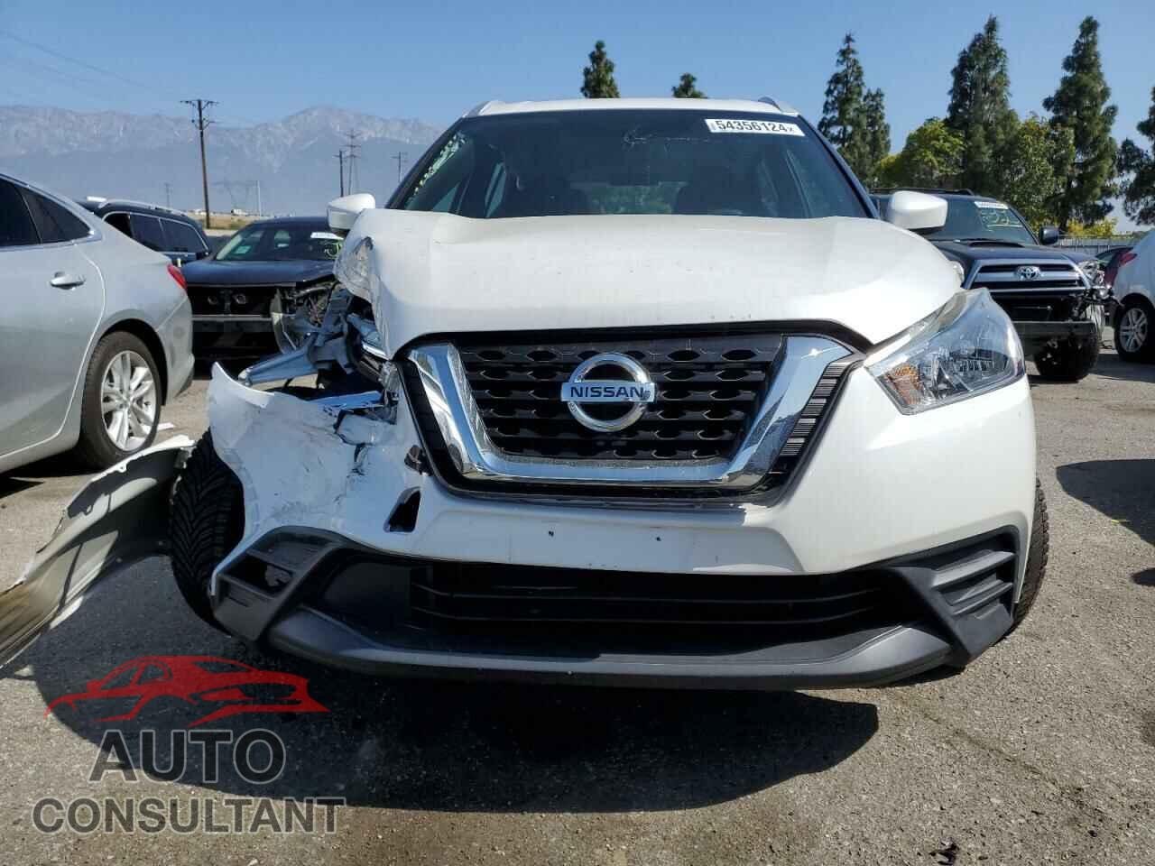 NISSAN KICKS 2019 - 3N1CP5CU3KL547289