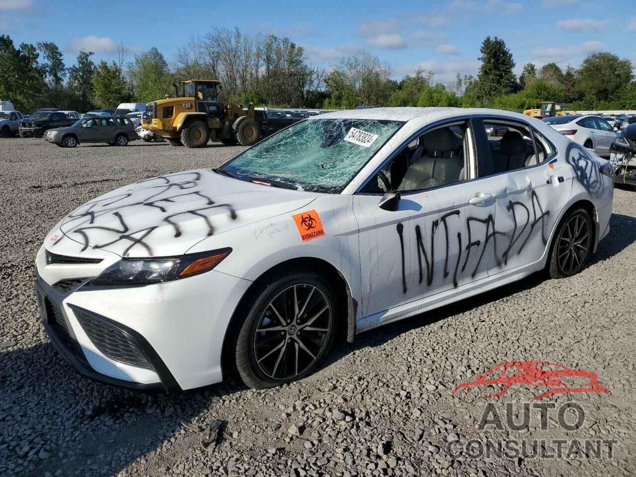 TOYOTA CAMRY 2022 - 4T1G11AK4NU040675