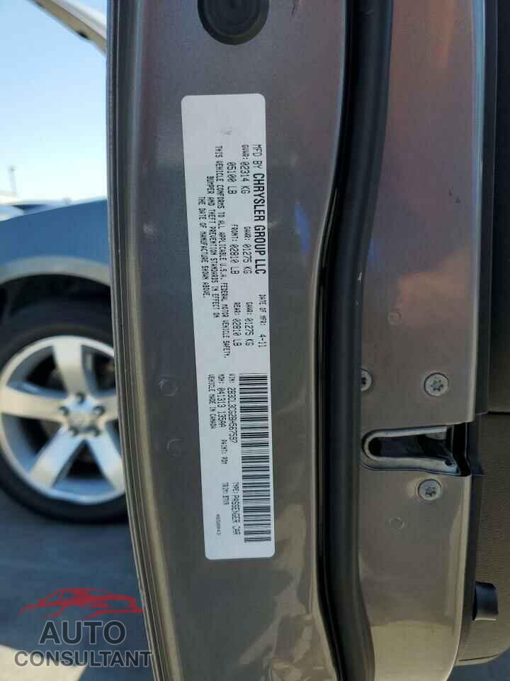 DODGE CHARGER 2011 - 2B3CL3CG2BH567597