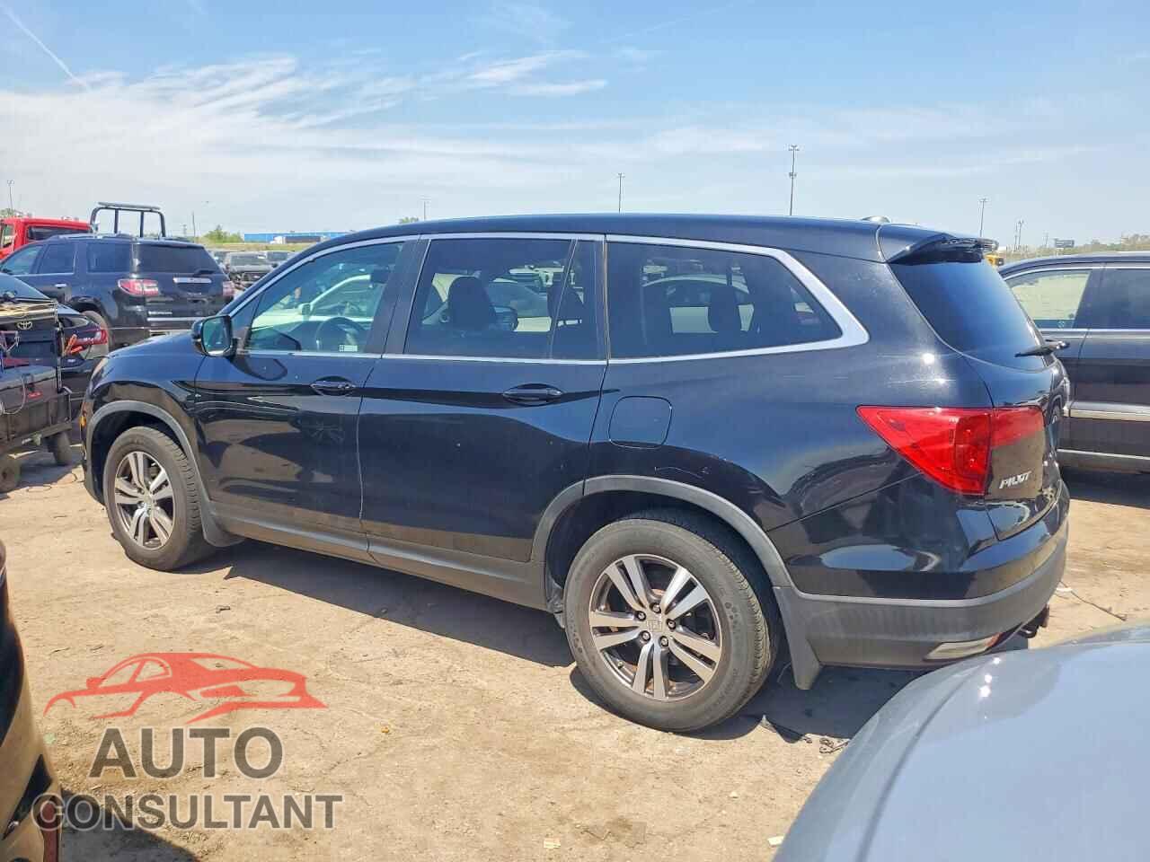 HONDA PILOT 2018 - 5FNYF6H53JB052147