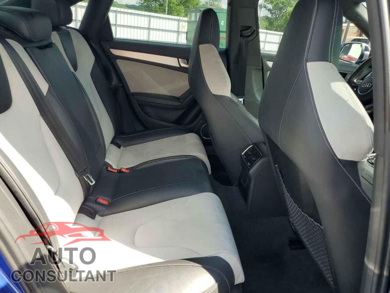 AUDI S4/RS4 2015 - WAUBGAFL6FA021561
