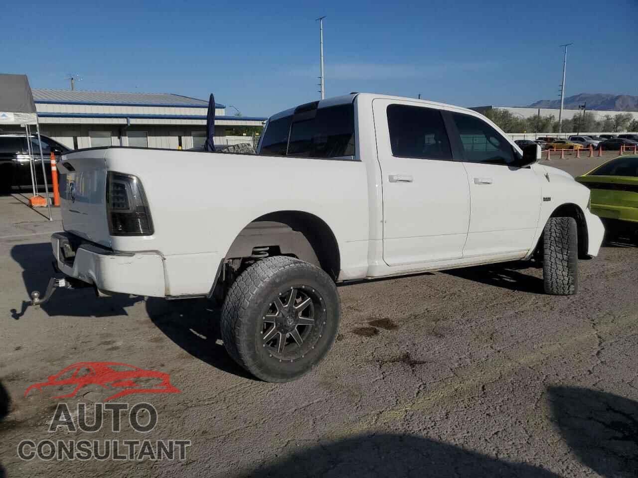 DODGE RAM 1500 2012 - 1C6RD7MT8CS239031