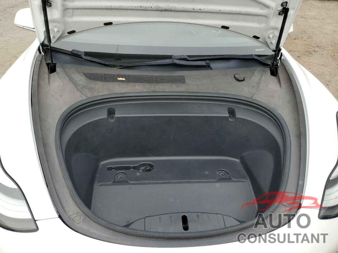 TESLA MODEL 3 2020 - 5YJ3E1EB3LF650252