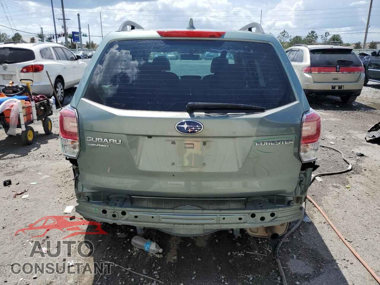 SUBARU FORESTER 2018 - JF2SJABC1JH575893