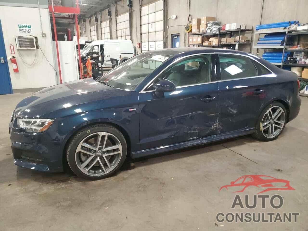 AUDI A3 2019 - WAUJEGFF4K1016724