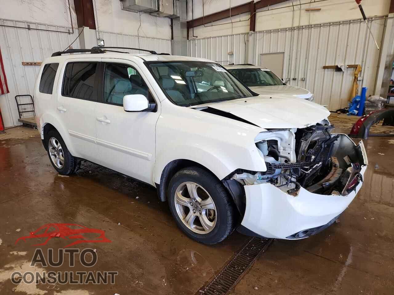 HONDA PILOT 2014 - 5FNYF4H50EB032089