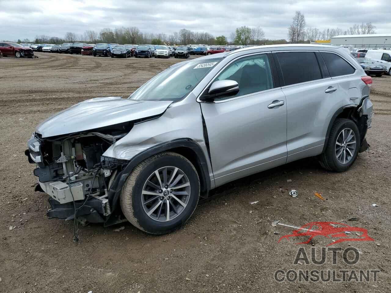 TOYOTA HIGHLANDER 2018 - 5TDJZRFH3JS852059