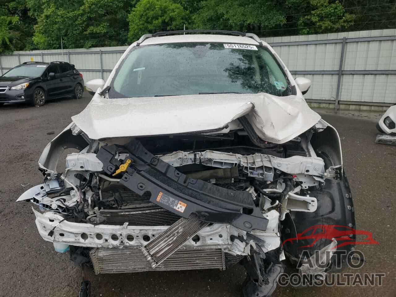 FORD ESCAPE 2017 - 1FMCU0J96HUC34755