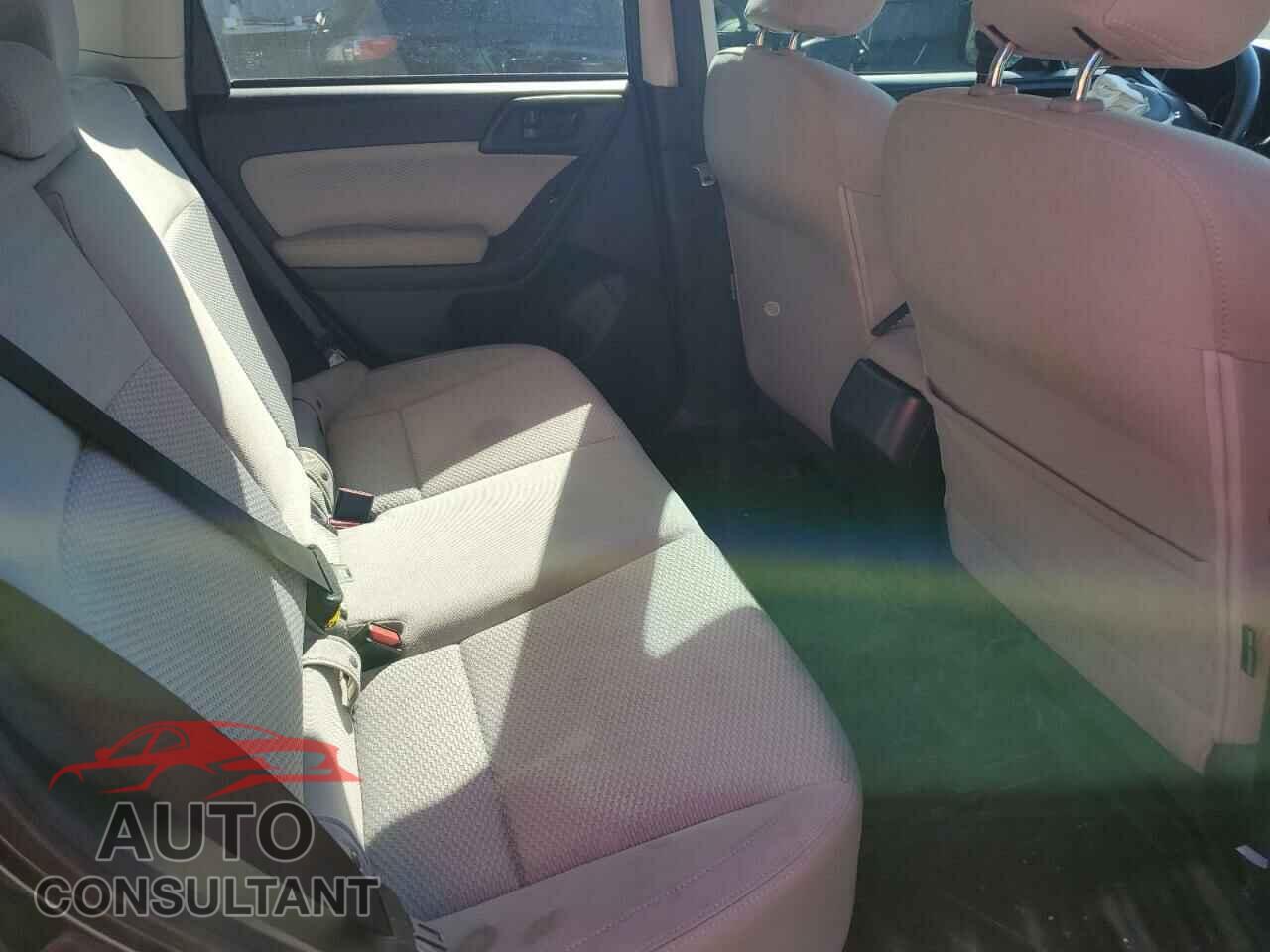 SUBARU FORESTER 2017 - JF2SJAEC6HH416812