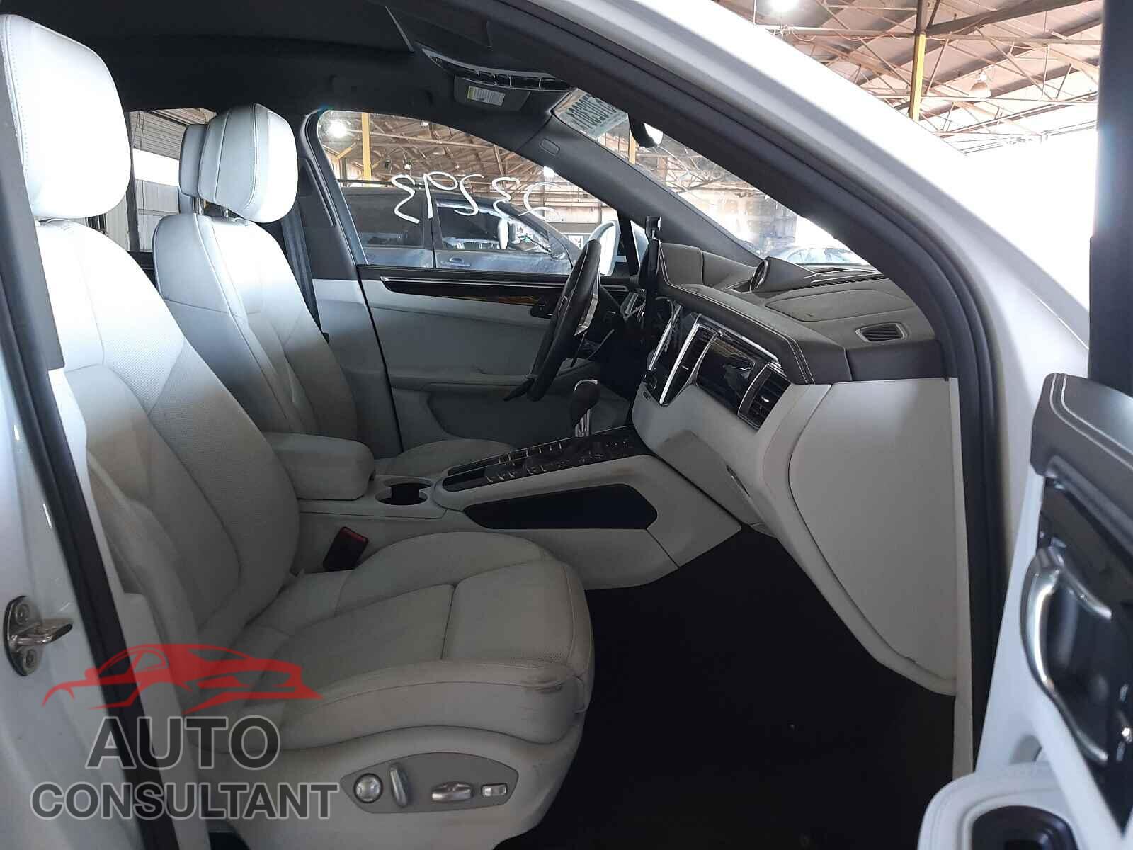 PORSCHE MACAN 2018 - WP1AB2A57JLB30604