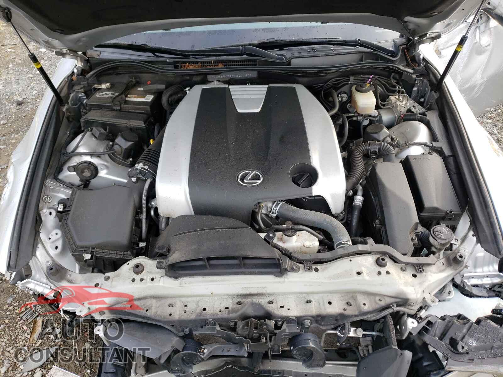 LEXUS IS 2014 - JTHBE1D20E5011603