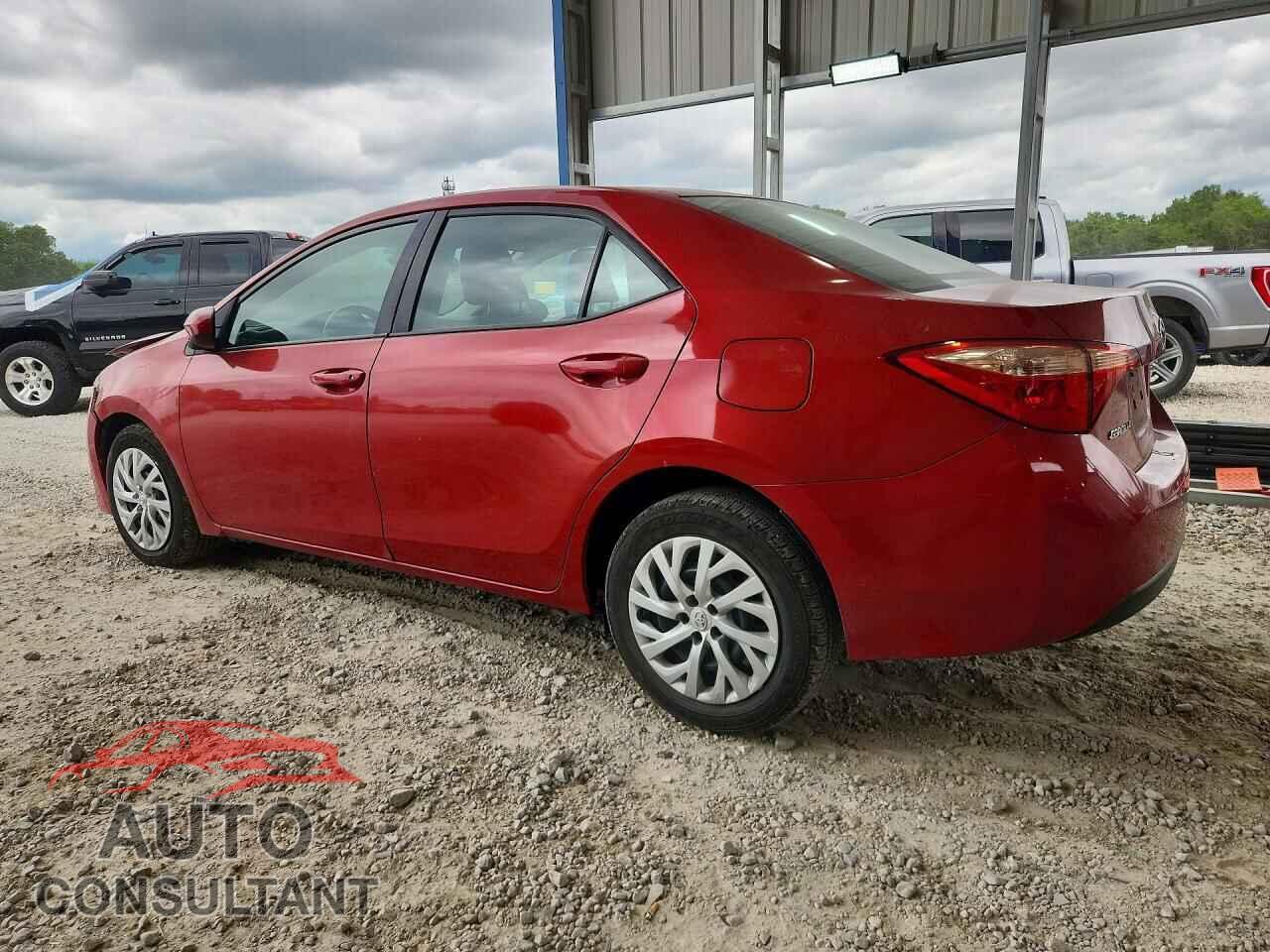 TOYOTA COROLLA 2018 - 5YFBURHE0JP767601