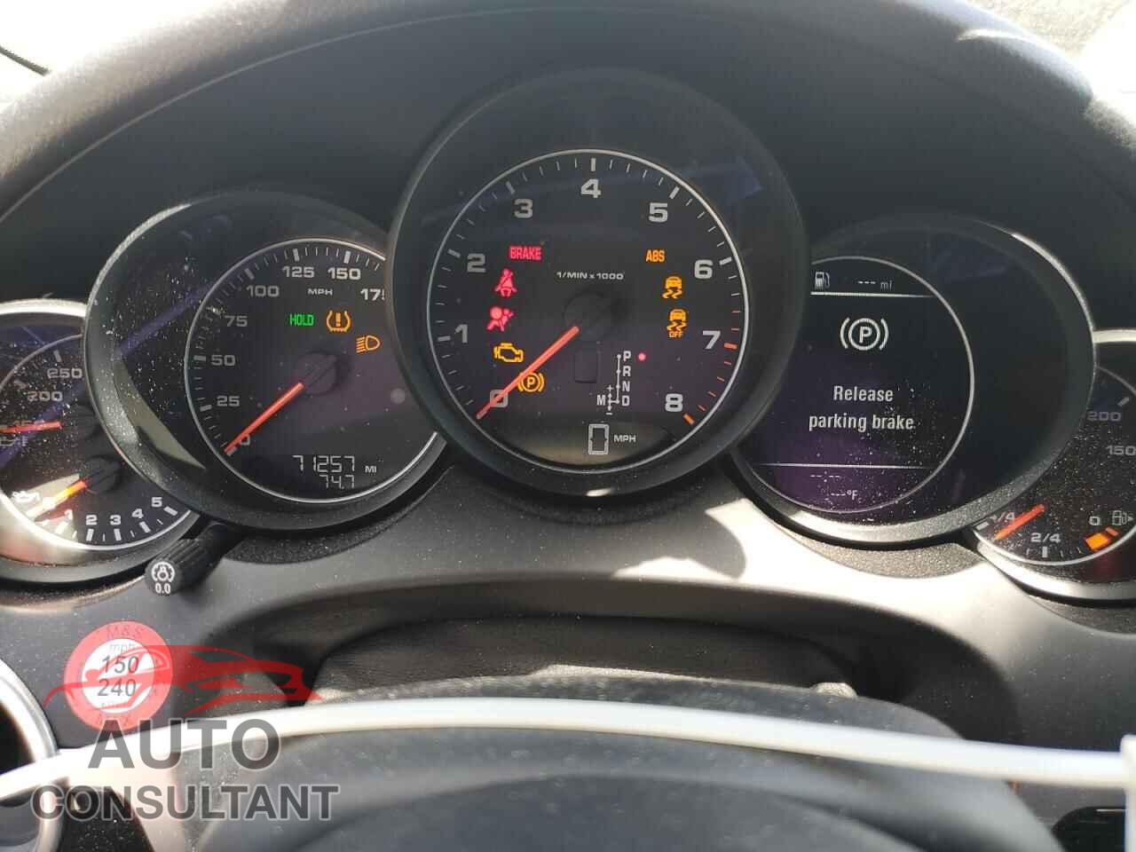 PORSCHE CAYENNE 2016 - WP1AA2A29GKA37414