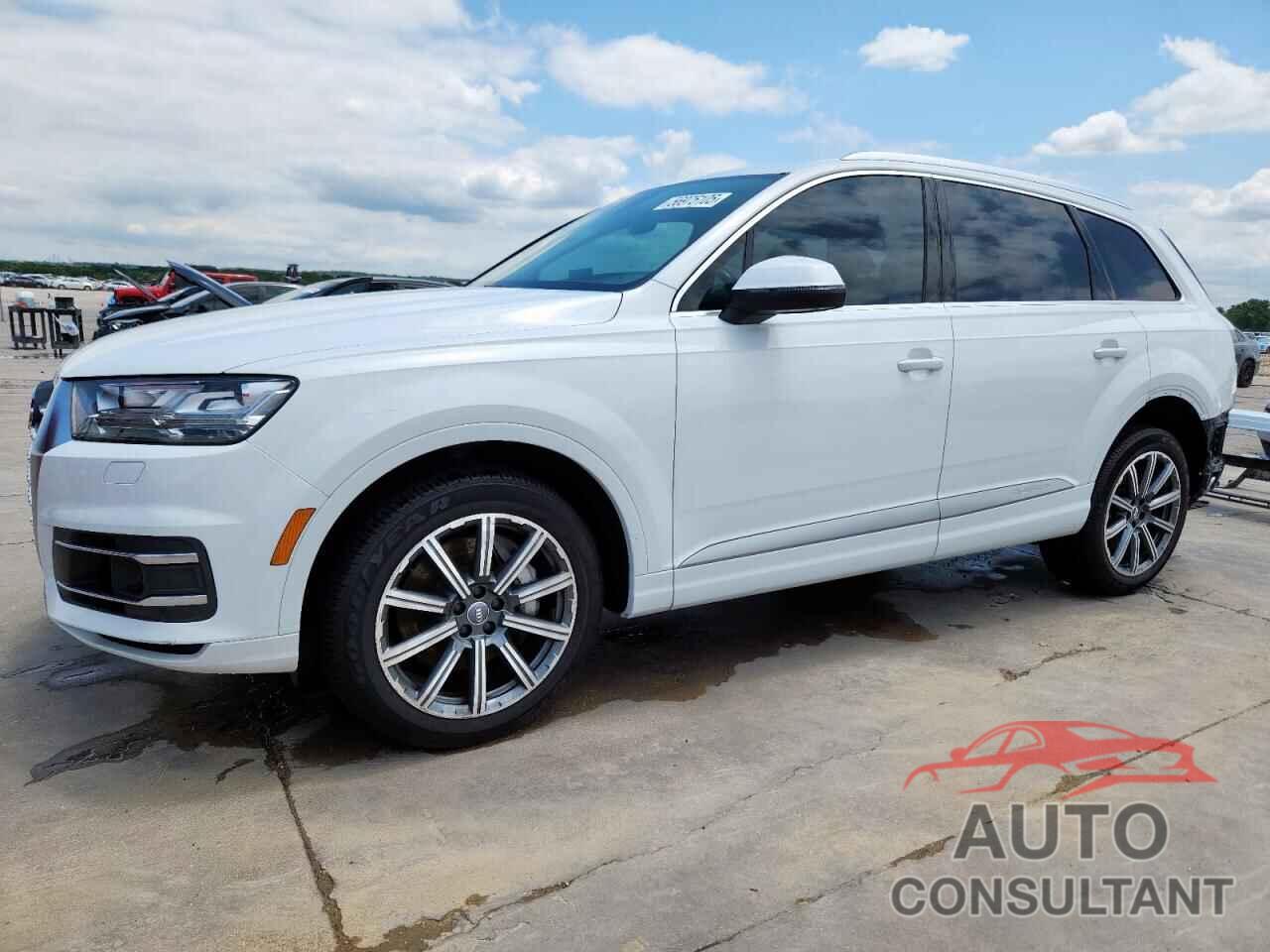 AUDI Q7 2018 - WA1VAAF77JD010946
