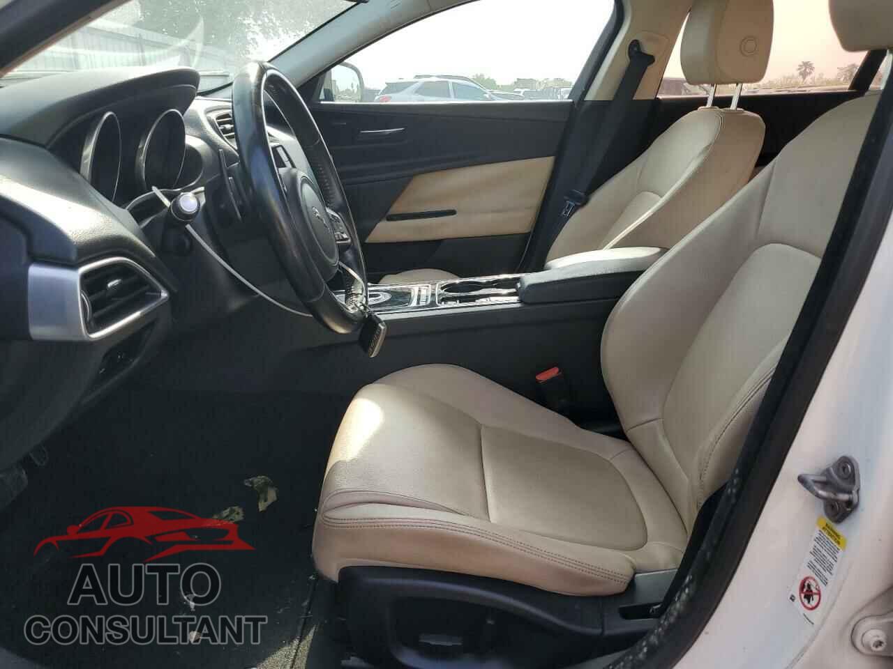 JAGUAR XE 2017 - SAJAD4BV2HA976586
