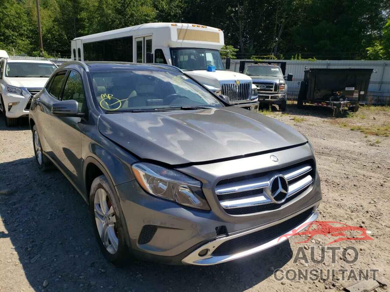 MERCEDES-BENZ GLA-CLASS 2016 - WDCTG4GBXGJ256555