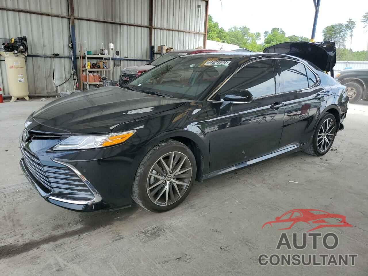 TOYOTA CAMRY 2023 - 4T1F11AK9PU802994