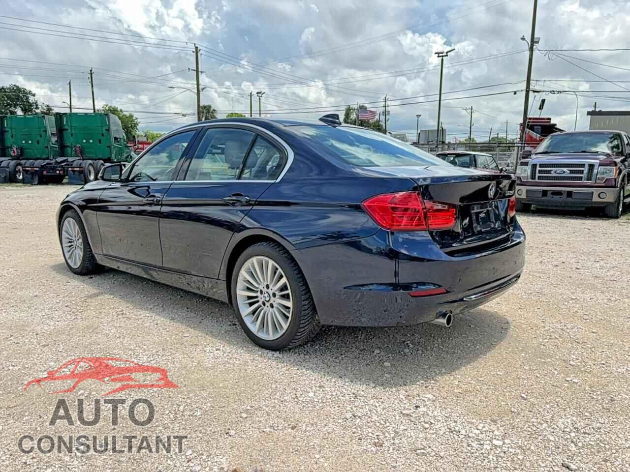 BMW 3 SERIES 2015 - WBA3D3C54FK157700