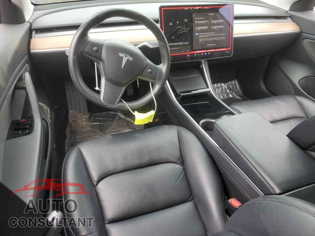 TESLA MODEL 3 2018 - 5YJ3E1EA3JF052716