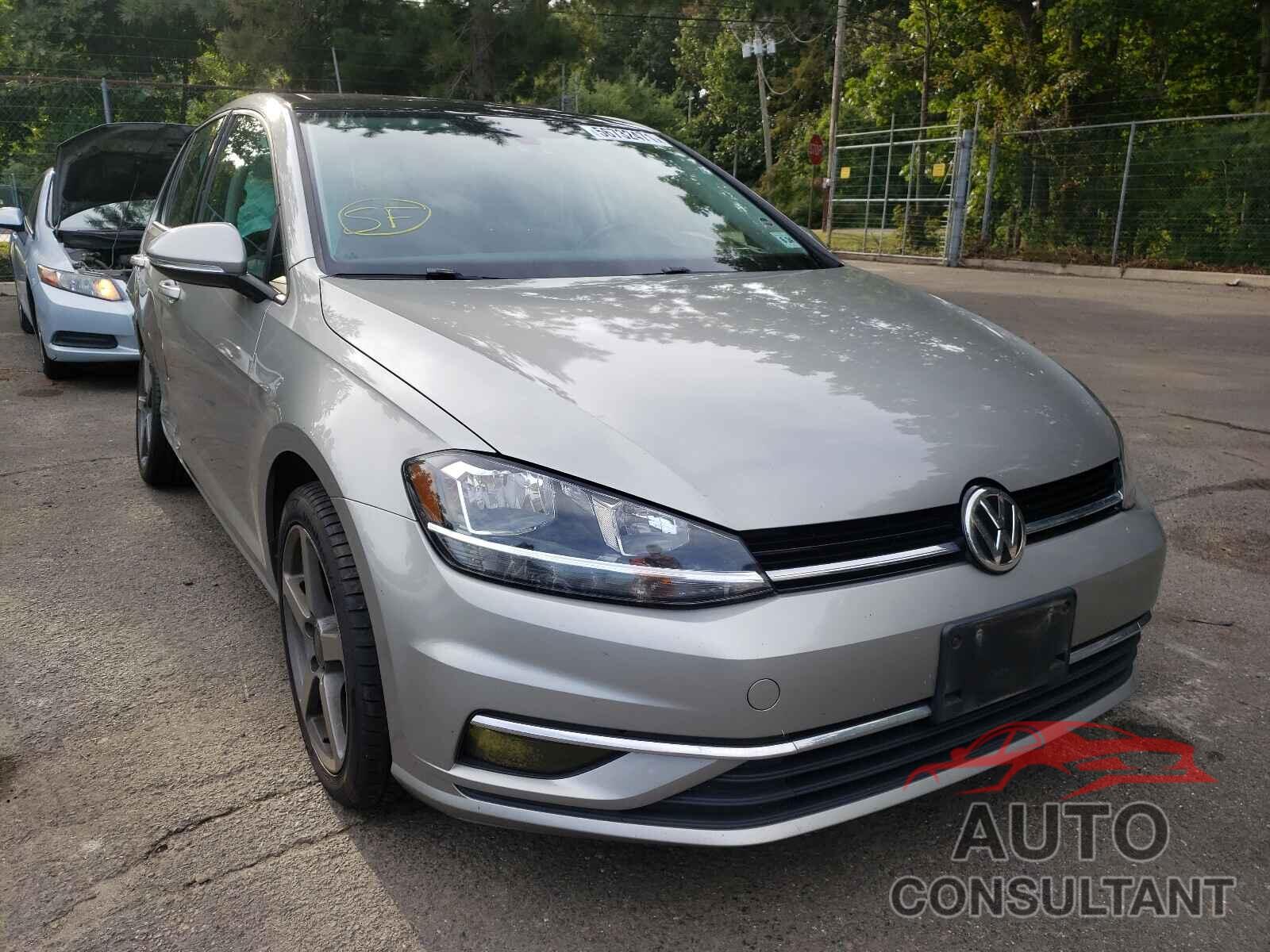 VOLKSWAGEN GOLF 2018 - 3VWB17AU8JM287177