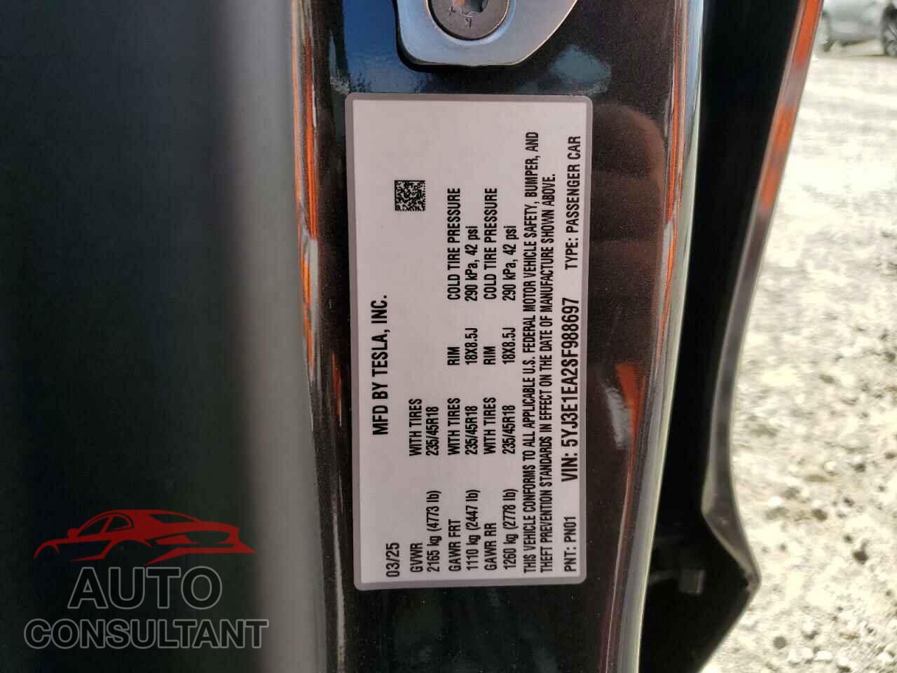 TESLA MODEL 3 2025 - 5YJ3E1EA2SF988697