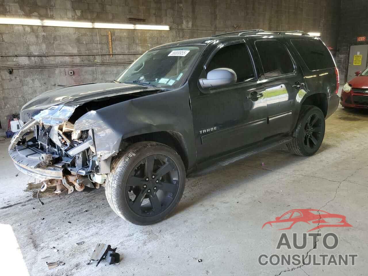 CHEVROLET TAHOE 2013 - 1GNSKAE07DR117259