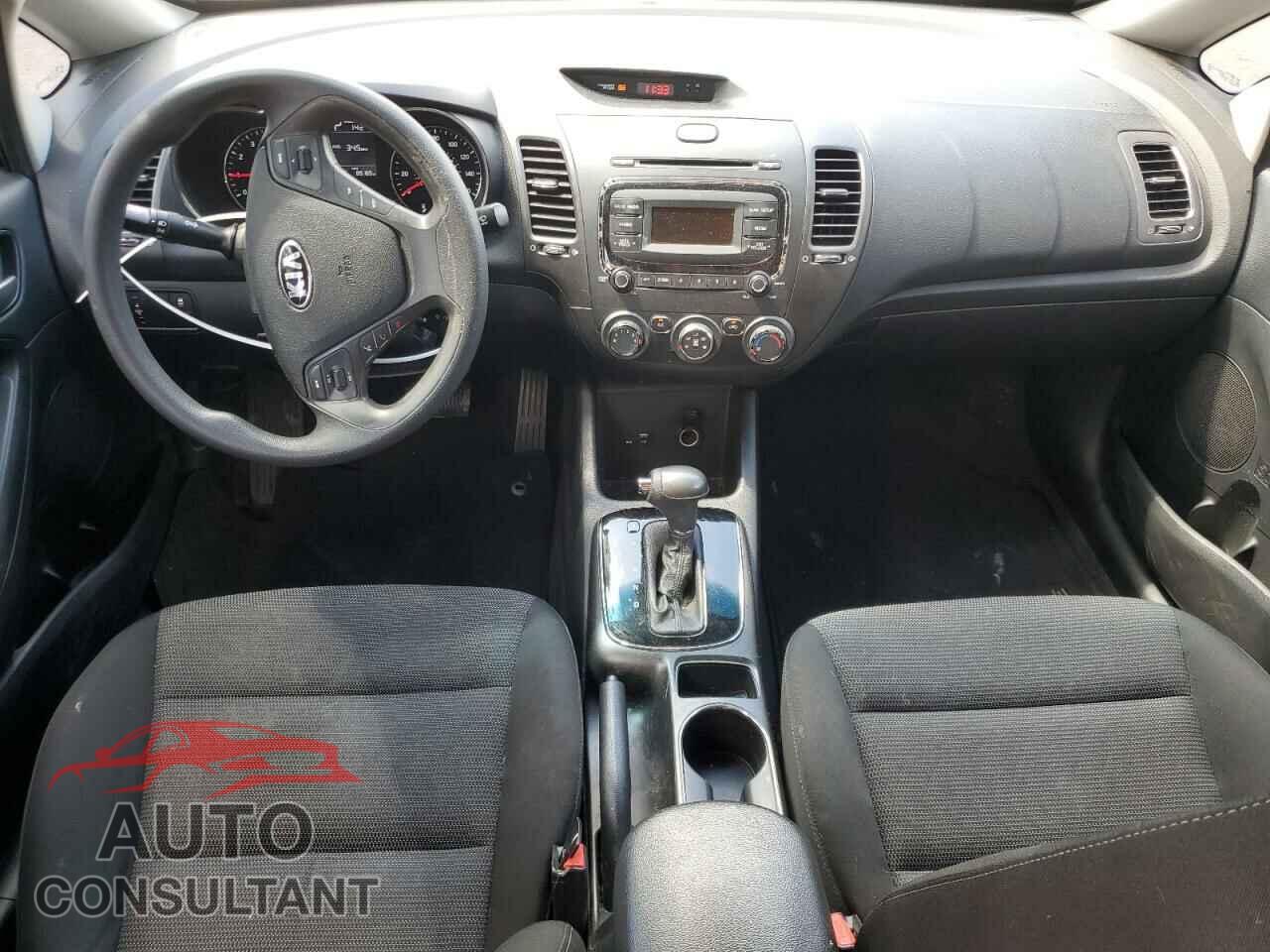 KIA FORTE 2017 - 3KPFK4A75HE018357