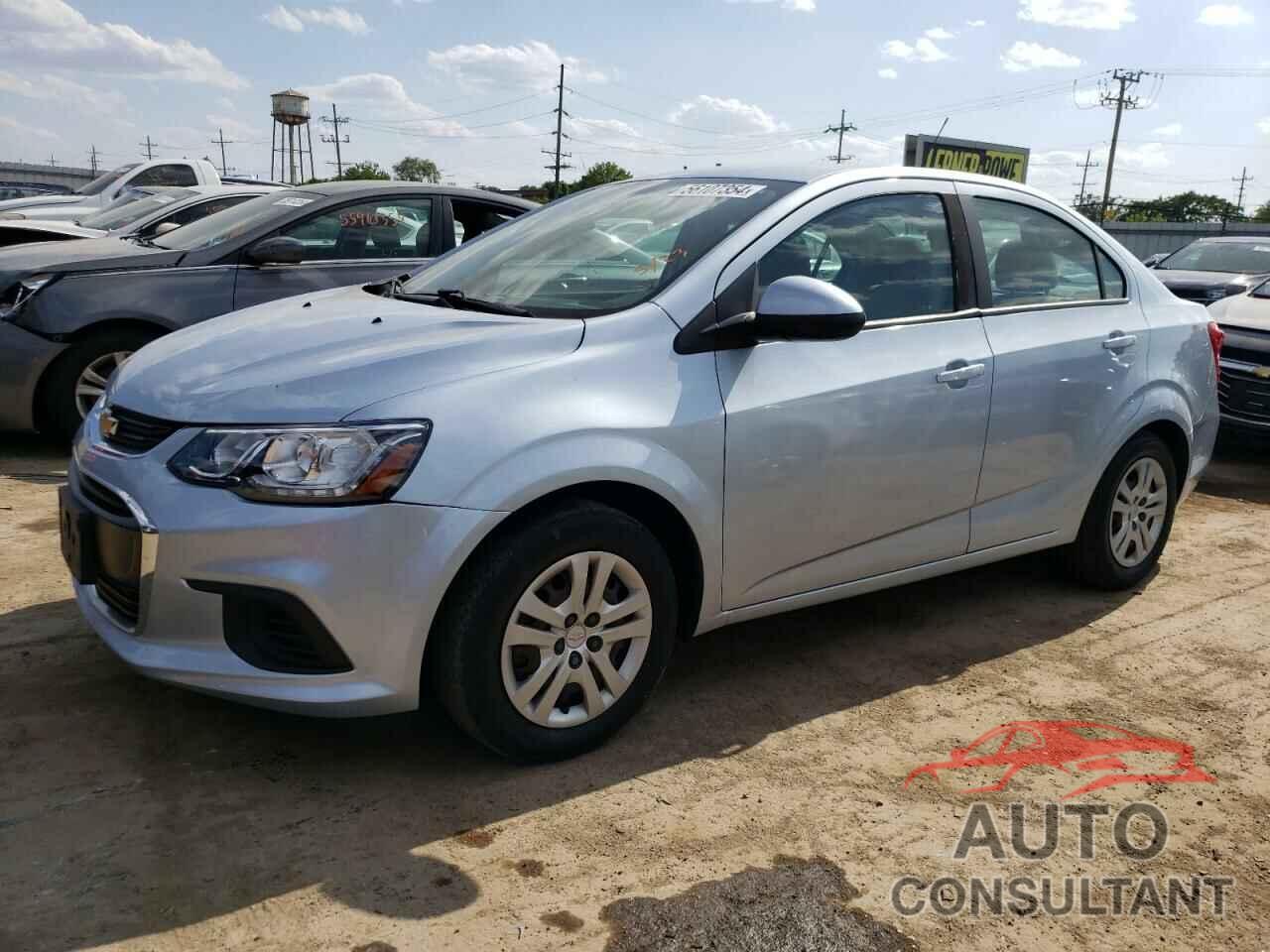 CHEVROLET SONIC 2018 - 1G1JB5SH6J4123027