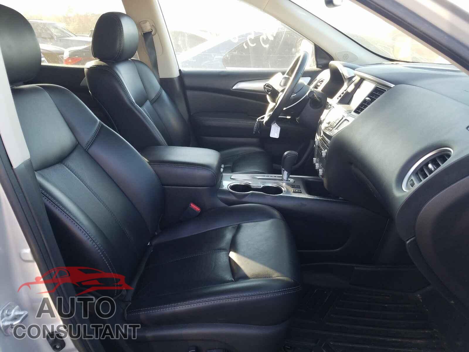 NISSAN PATHFINDER 2017 - 5N1DR2MN2HC634764