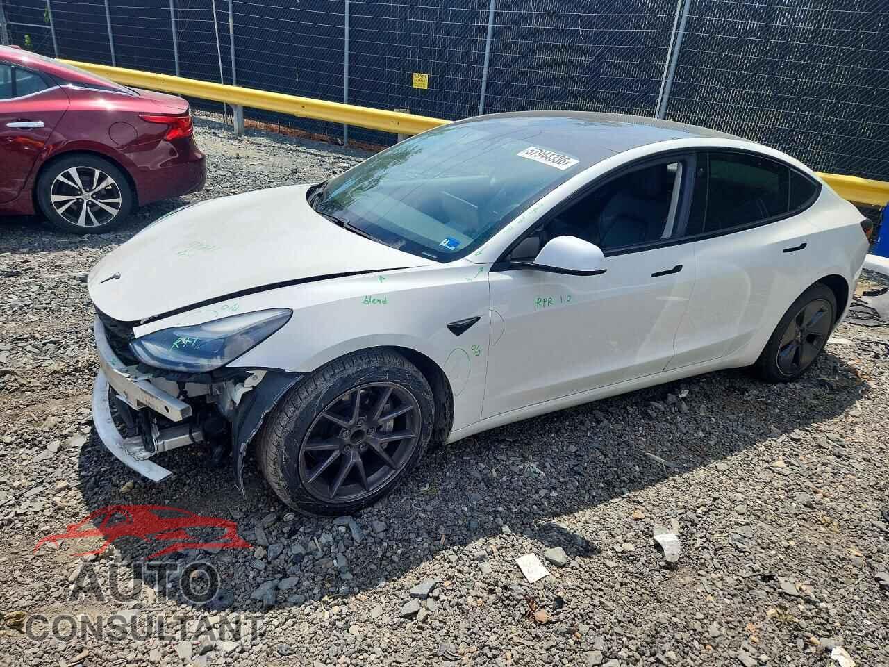 TESLA MODEL 3 2021 - 5YJ3E1EA6MF076156