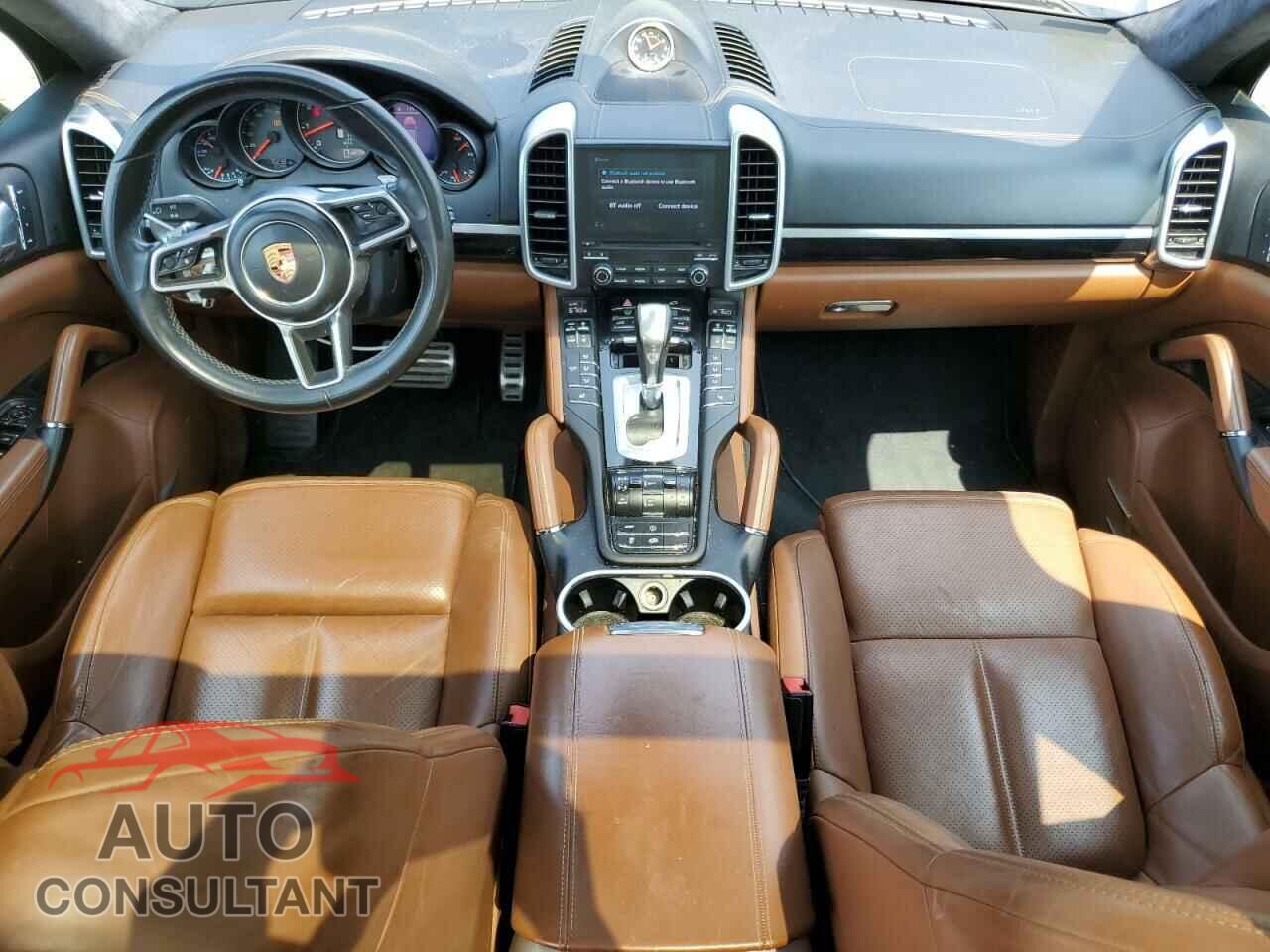 PORSCHE CAYENNE 2017 - WP1AD2A22HLA83041